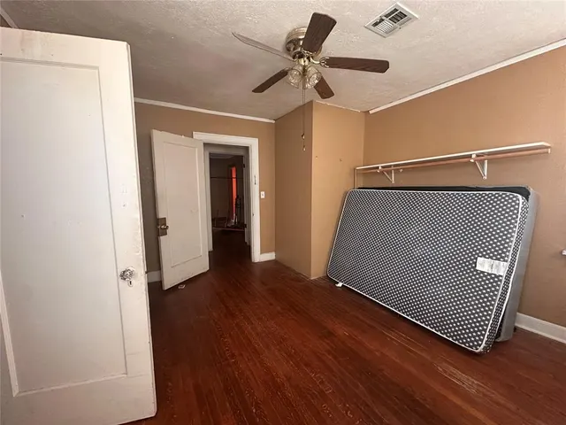 Photo 7 — 941 NE 20th Street, Oklahoma City, OK 73105