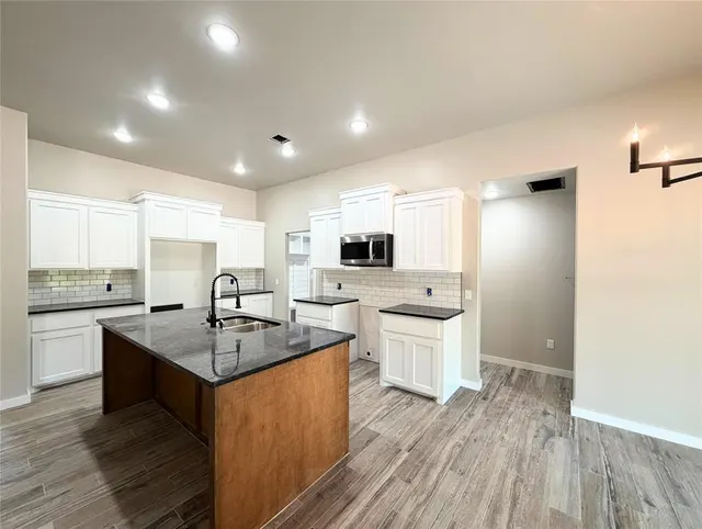 Photo 3 — 2205 Winter Ridge Road, Blanchard, OK 73010