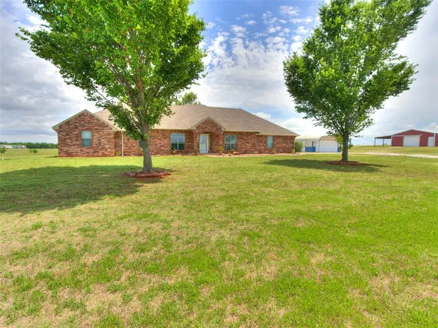 Photo 7 — 104278 Homestead Drive, McLoud, OK 74851