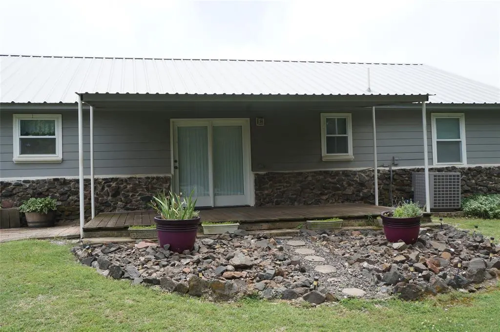 Photo 4 — 29871 N 150th Street, Wayne, OK 73095
