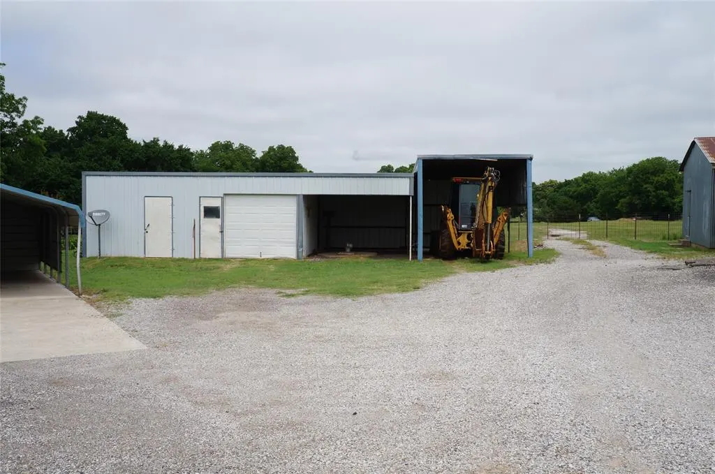 Photo 12 — 29871 N 150th Street, Wayne, OK 73095