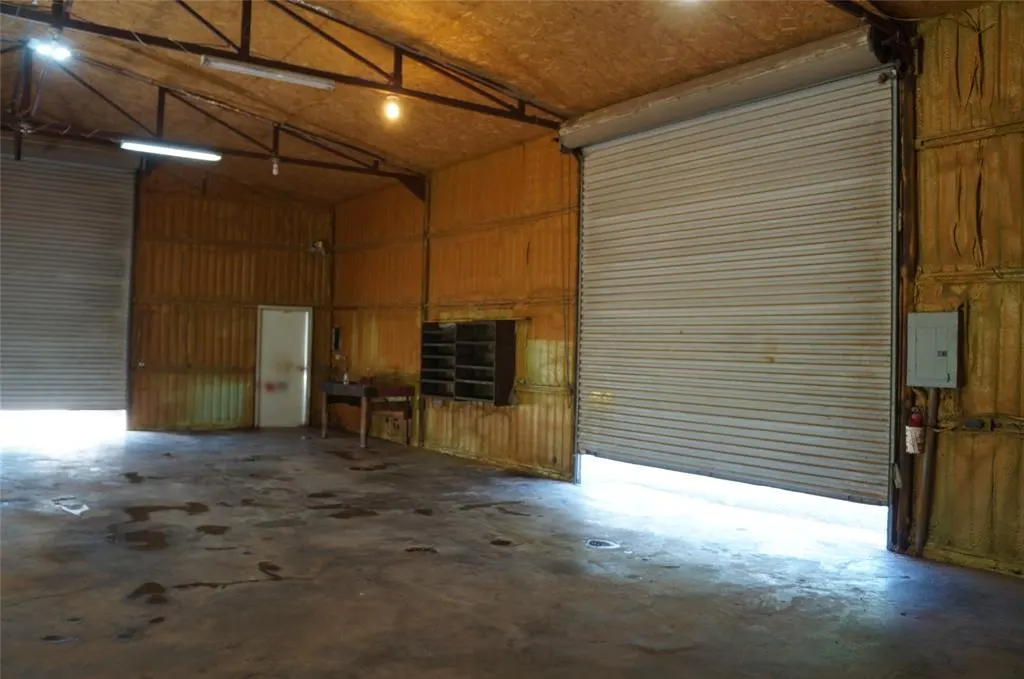 Photo 16 — 29871 N 150th Street, Wayne, OK 73095