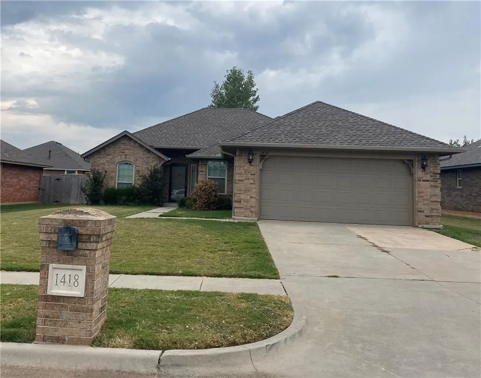 Front exterior — 1418 Spoonwood Road, Norman, OK 73071
