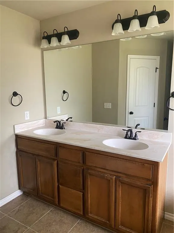 Photo 13 — 1418 Spoonwood Road, Norman, OK 73071