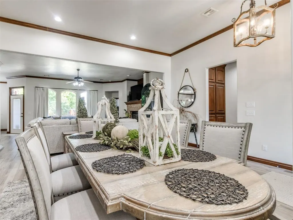 Photo 15 — 1017 W Camellia Way, Mustang, OK 73064