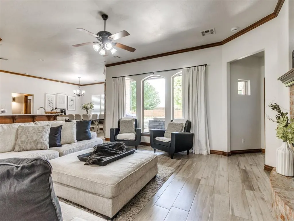 Photo 20 — 1017 W Camellia Way, Mustang, OK 73064
