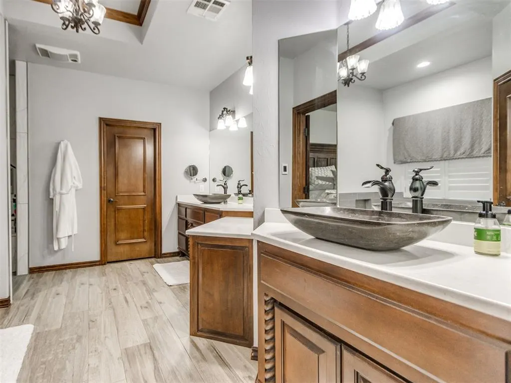 Photo 30 — 1017 W Camellia Way, Mustang, OK 73064