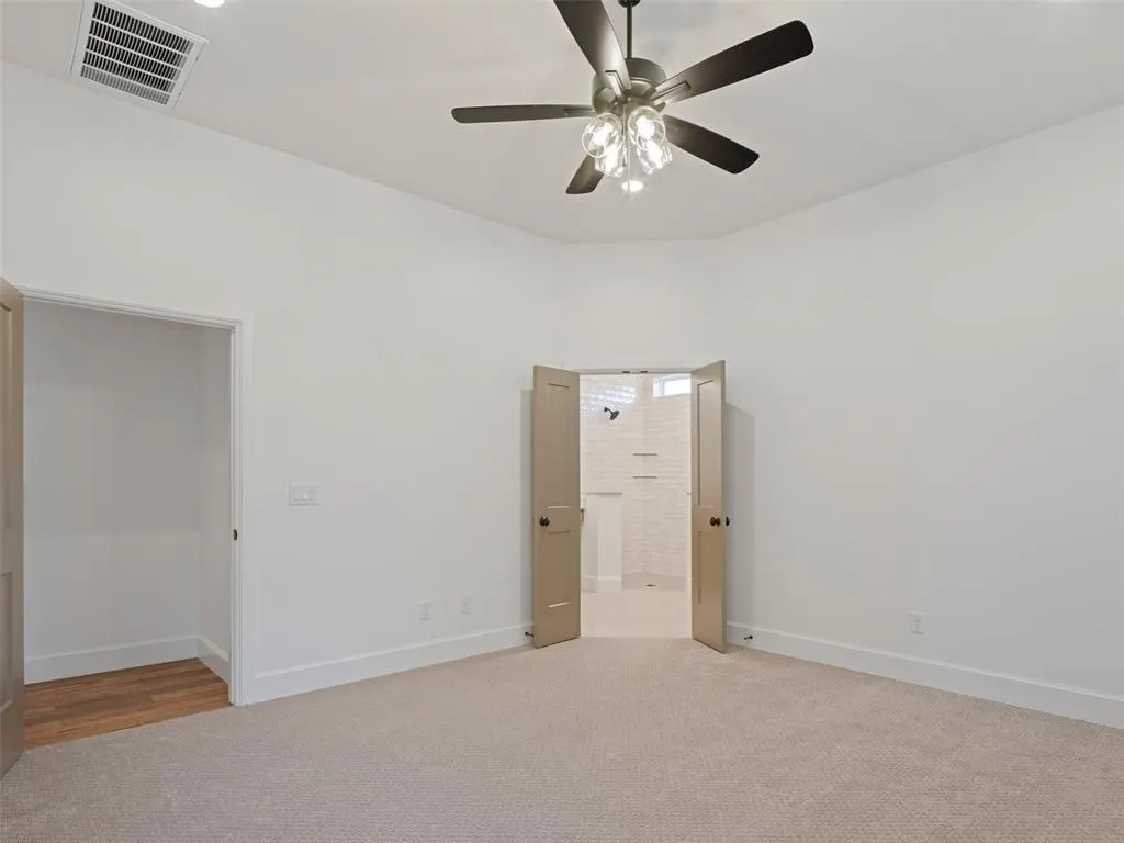 Photo 17 — 9201 Prairie Farms Drive, Mustang, OK 73071