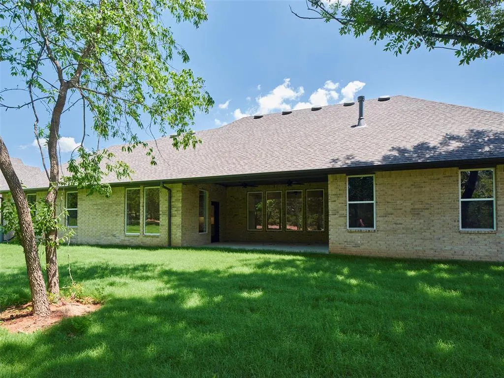 Photo 28 — 9201 Prairie Farms Drive, Mustang, OK 73071