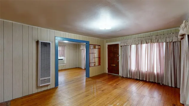 Photo 6 — 204 NE 10th Avenue, Ardmore, OK 73401