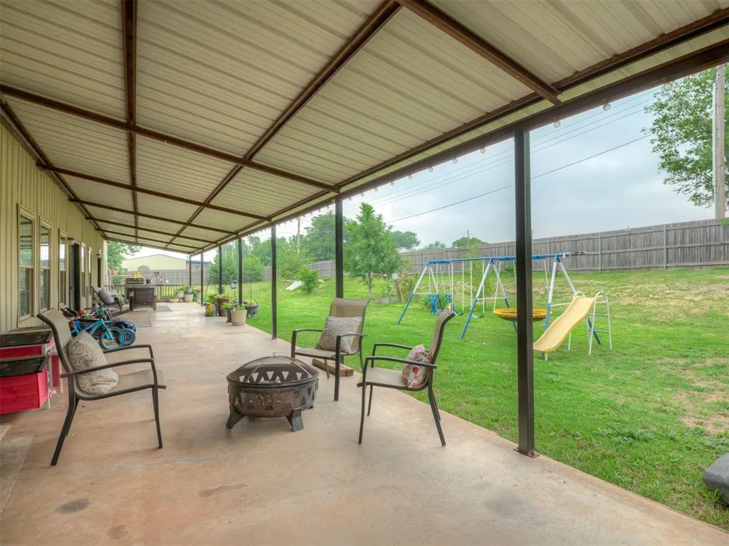 Photo 7 — 210 S Adams Street, Pocasset, OK 73079