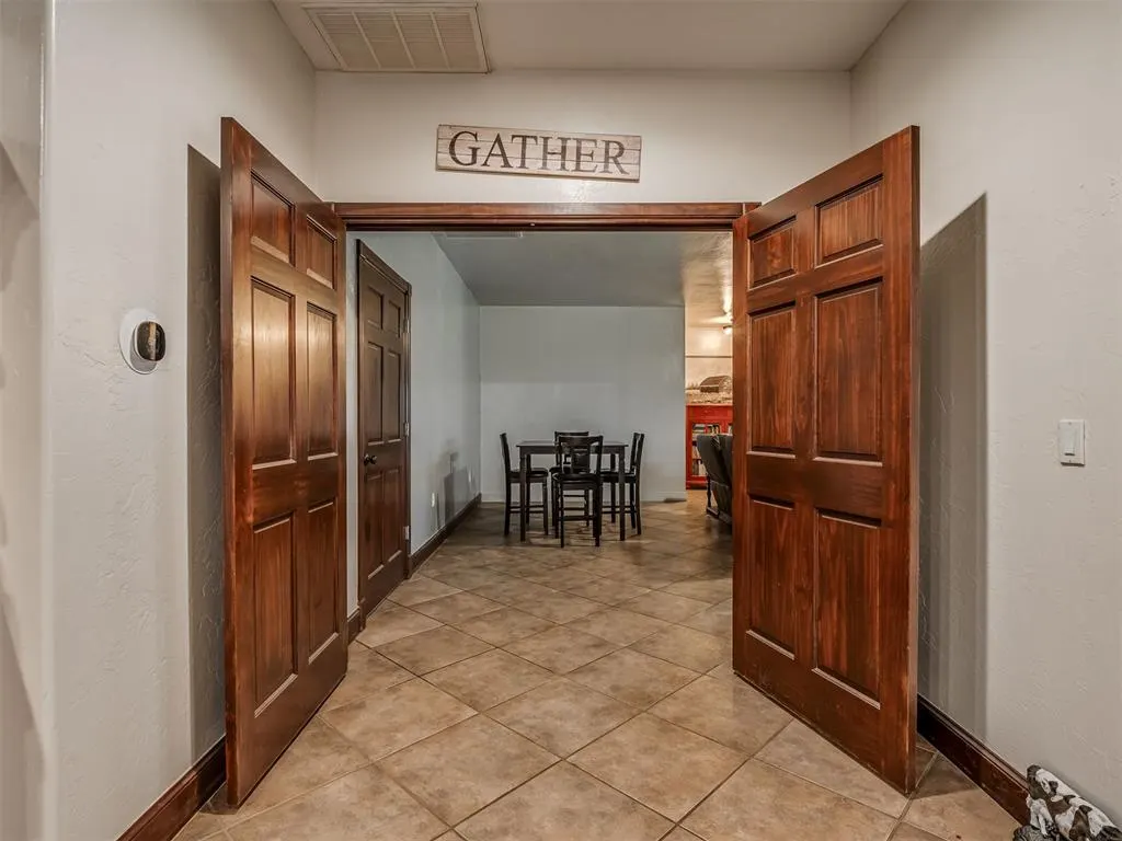 Photo 11 — 210 S Adams Street, Pocasset, OK 73079