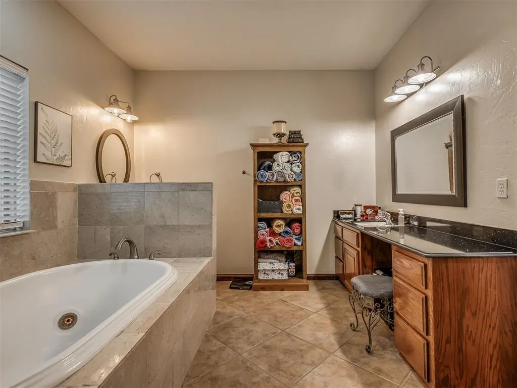 Photo 31 — 210 S Adams Street, Pocasset, OK 73079