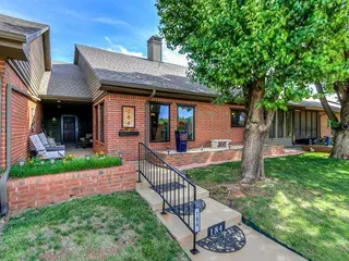 Sold home at 11300 N Pennsylvania Avenue #184