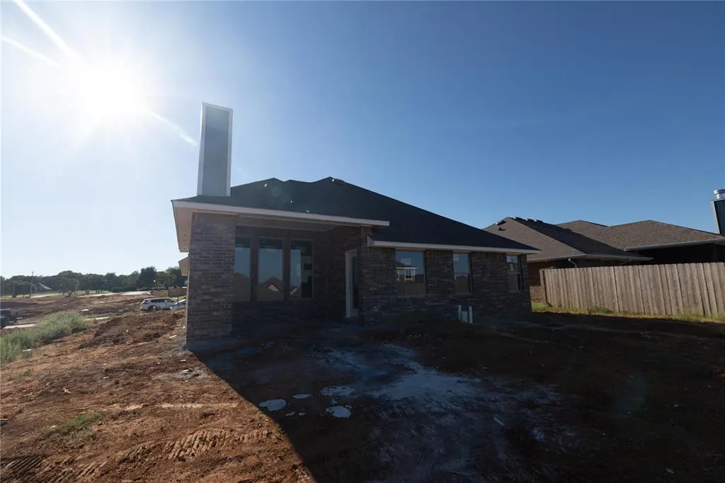 Photo 3 — 804 Nimblewill Lane, Choctaw, OK 73020