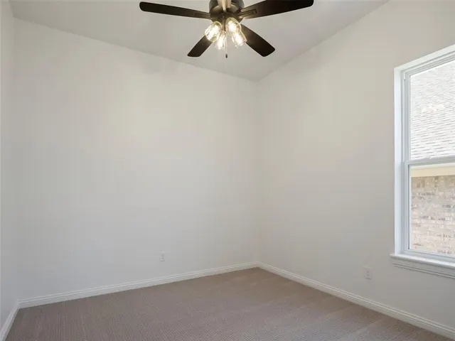 Photo 8 — 3704 Bedrock Drive, Norman, OK 73069