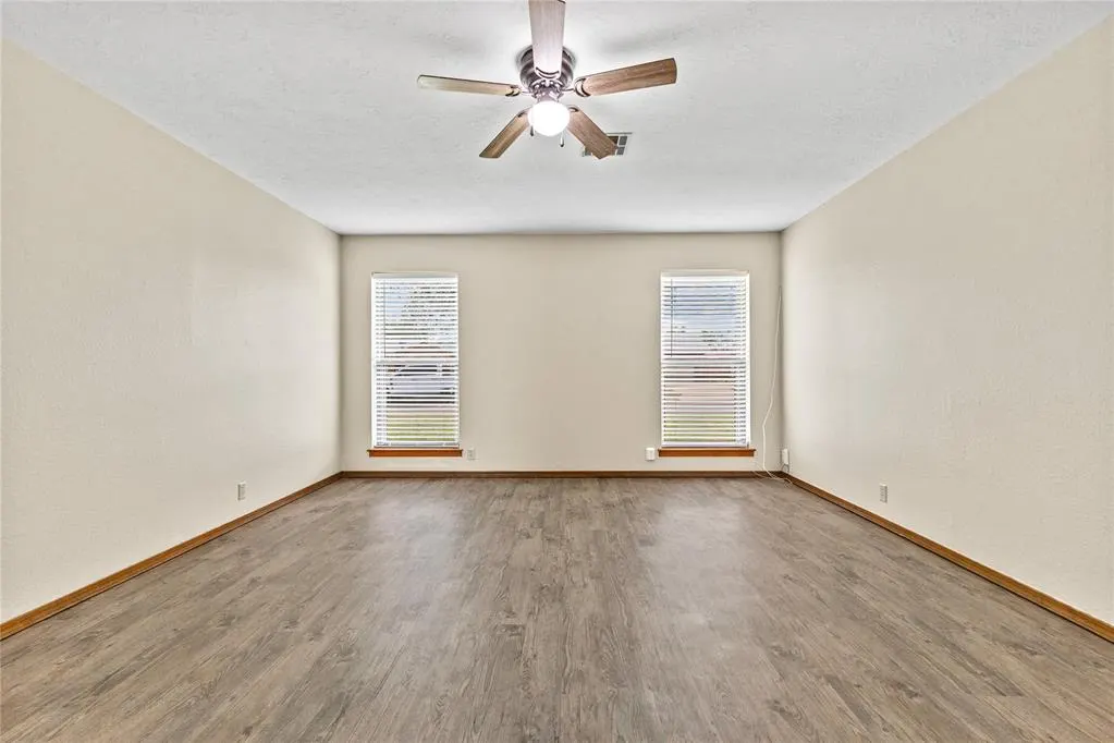 Photo 5 — 2309 Seth Avenue, Weatherford, OK 73096