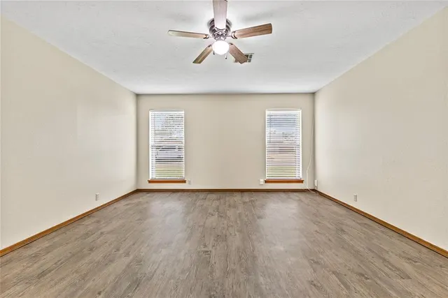 Photo 5 — 2309 Seth Avenue, Weatherford, OK 73096