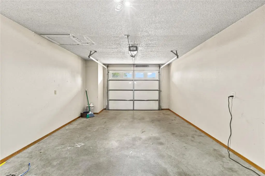 Photo 12 — 2309 Seth Avenue, Weatherford, OK 73096