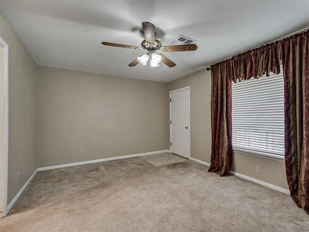 Photo 9 — 20810 Silver Street, Harrah, OK 73045