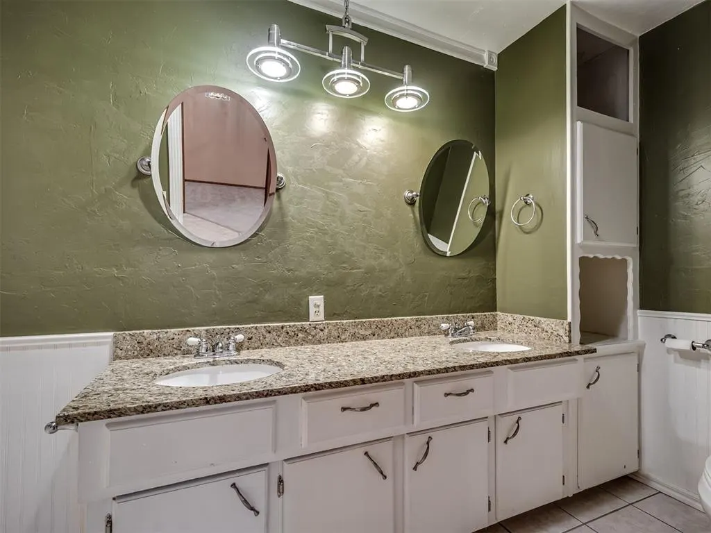 Photo 17 — 20810 Silver Street, Harrah, OK 73045