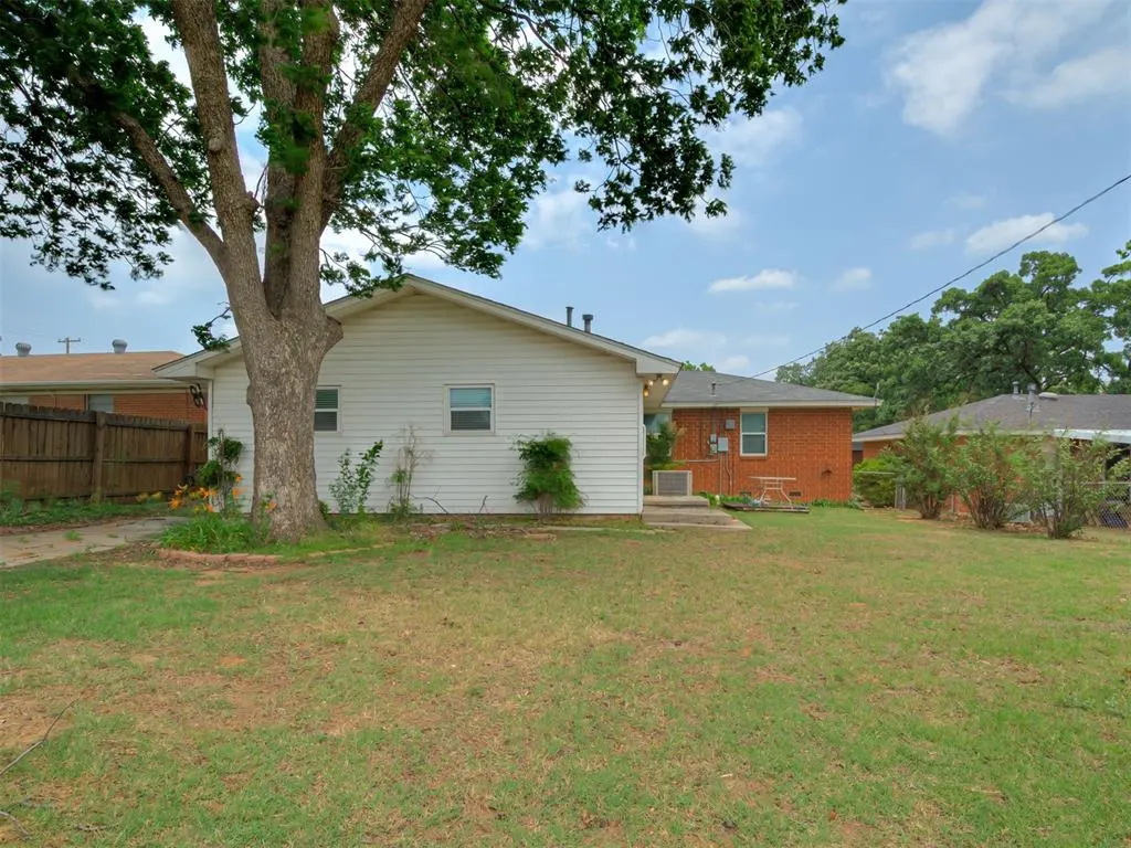 Photo 32 — 20810 Silver Street, Harrah, OK 73045