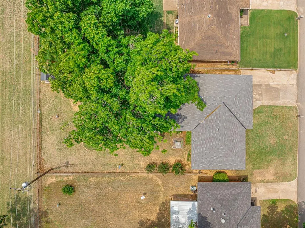 Photo 37 — 20810 Silver Street, Harrah, OK 73045