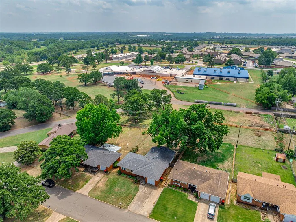 Photo 38 — 20810 Silver Street, Harrah, OK 73045