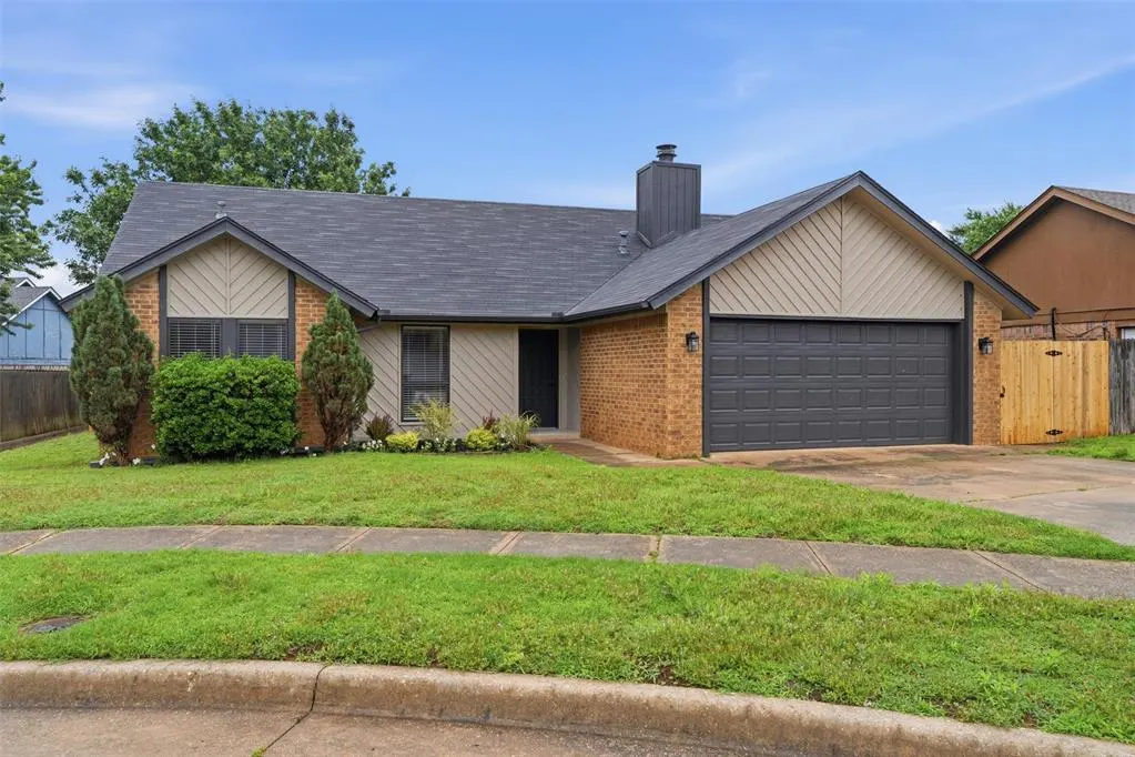 Front exterior — 4717 Pinon Court, Norman, OK 73072