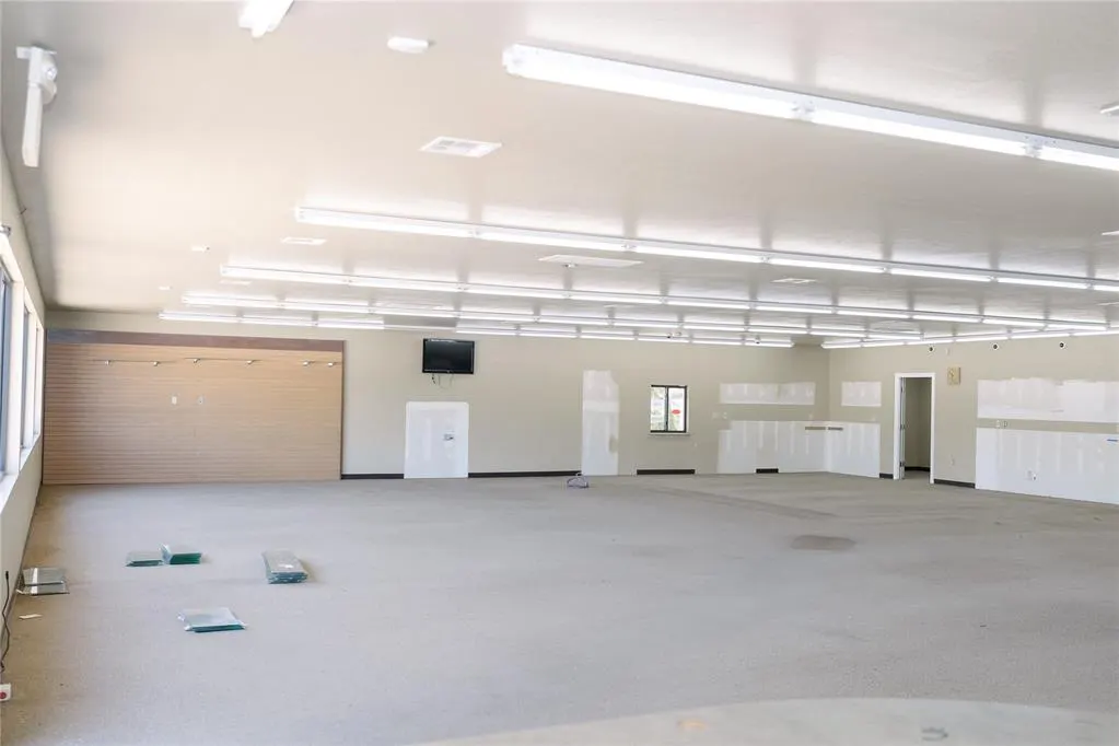 Photo 14 — 1220 W 3rd Street, Elk City, OK 73644