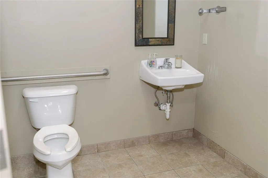 Photo 20 — 1220 W 3rd Street, Elk City, OK 73644