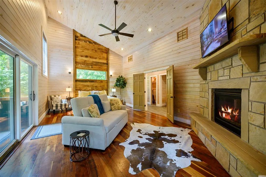 Photo 11 — 384 Eagle Mountain Trail, Broken Bow, OK 74728