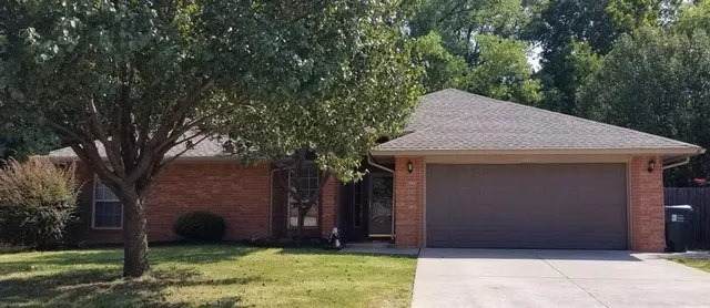 Front exterior — 309 Hood Court, Norman, OK 73072