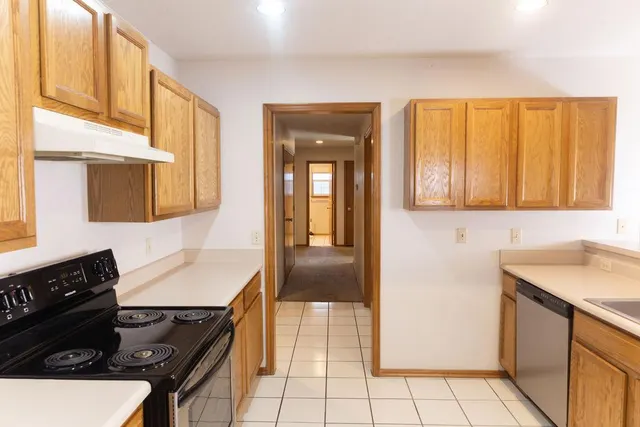 Photo 4 — 309 Hood Court, Norman, OK 73072