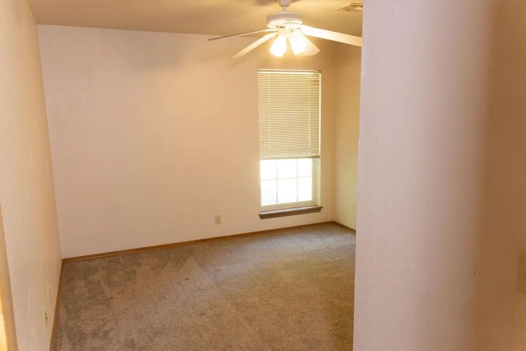 Photo 13 — 309 Hood Court, Norman, OK 73072