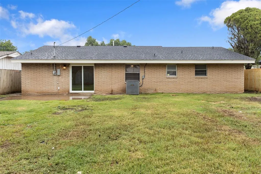 Photo 23 — 122 Kelly Drive, Moore, OK 73160