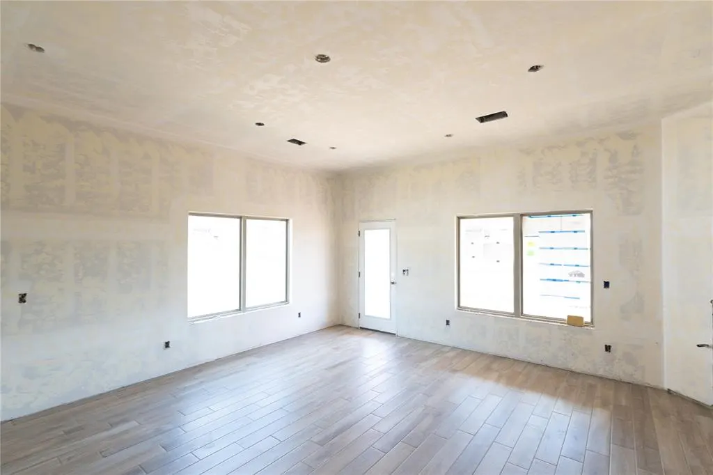 Photo 4 — 8316 Hazelwood Way, Edmond, OK 73034