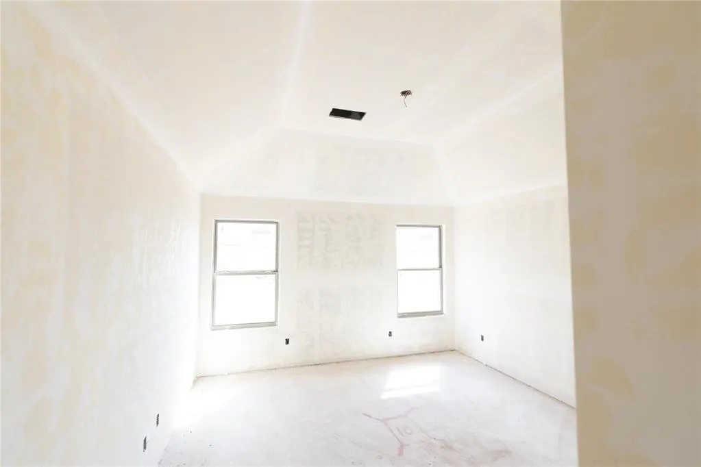 Photo 6 — 8316 Hazelwood Way, Edmond, OK 73034
