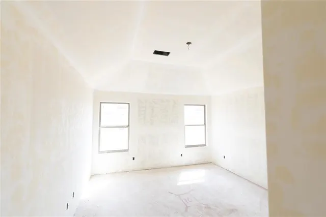 Photo 6 — 8316 Hazelwood Way, Edmond, OK 73034
