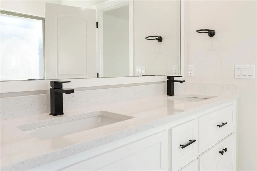 Photo 12 — 8316 Hazelwood Way, Edmond, OK 73034