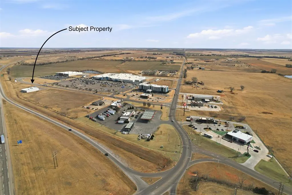 Photo 3 — 401 Regional Drive, Elk City, OK 73644