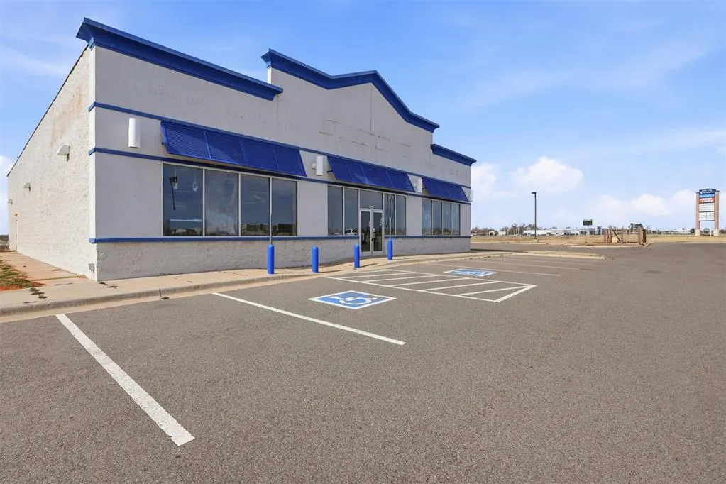Photo 13 — 401 Regional Drive, Elk City, OK 73644