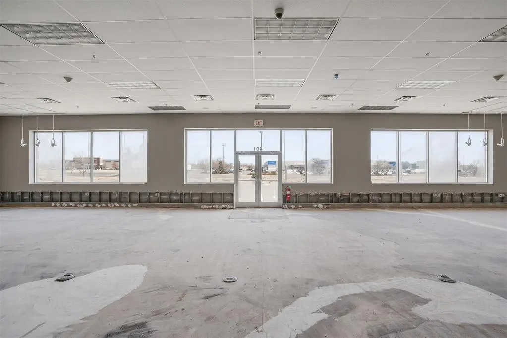 Photo 14 — 401 Regional Drive, Elk City, OK 73644