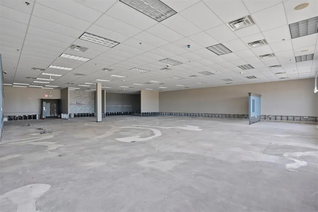 Photo 18 — 401 Regional Drive, Elk City, OK 73644