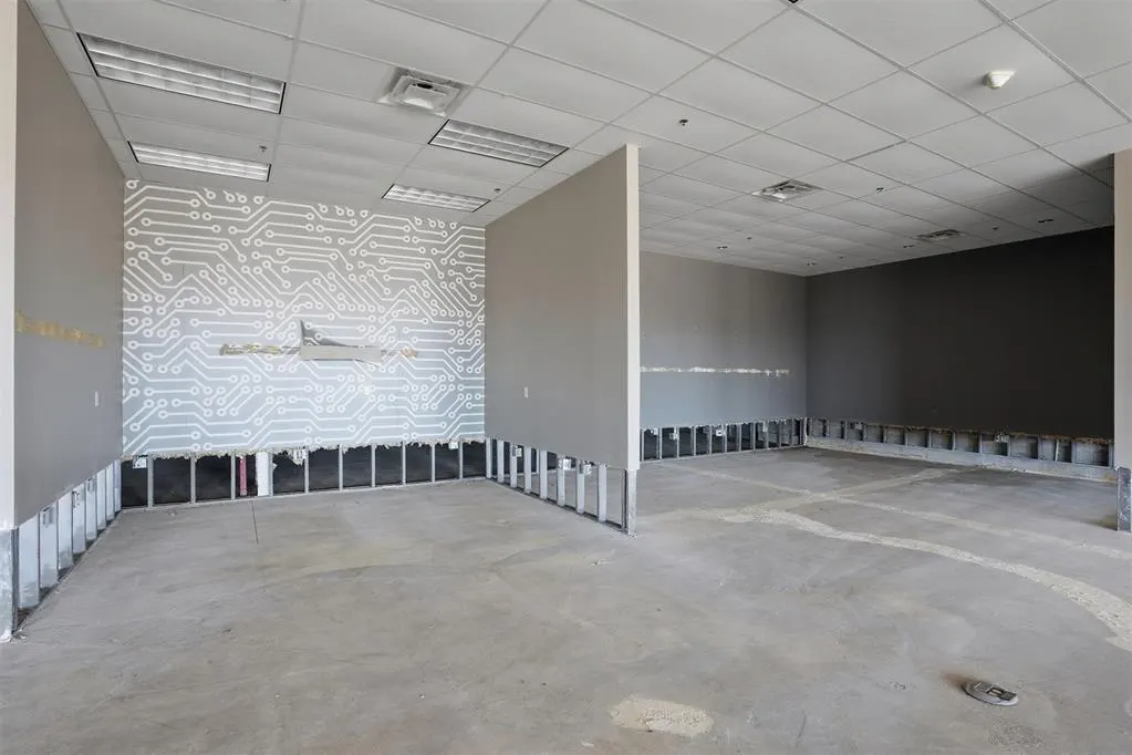 Photo 19 — 401 Regional Drive, Elk City, OK 73644