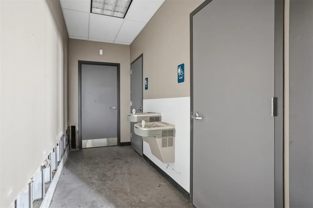 Photo 30 — 401 Regional Drive, Elk City, OK 73644