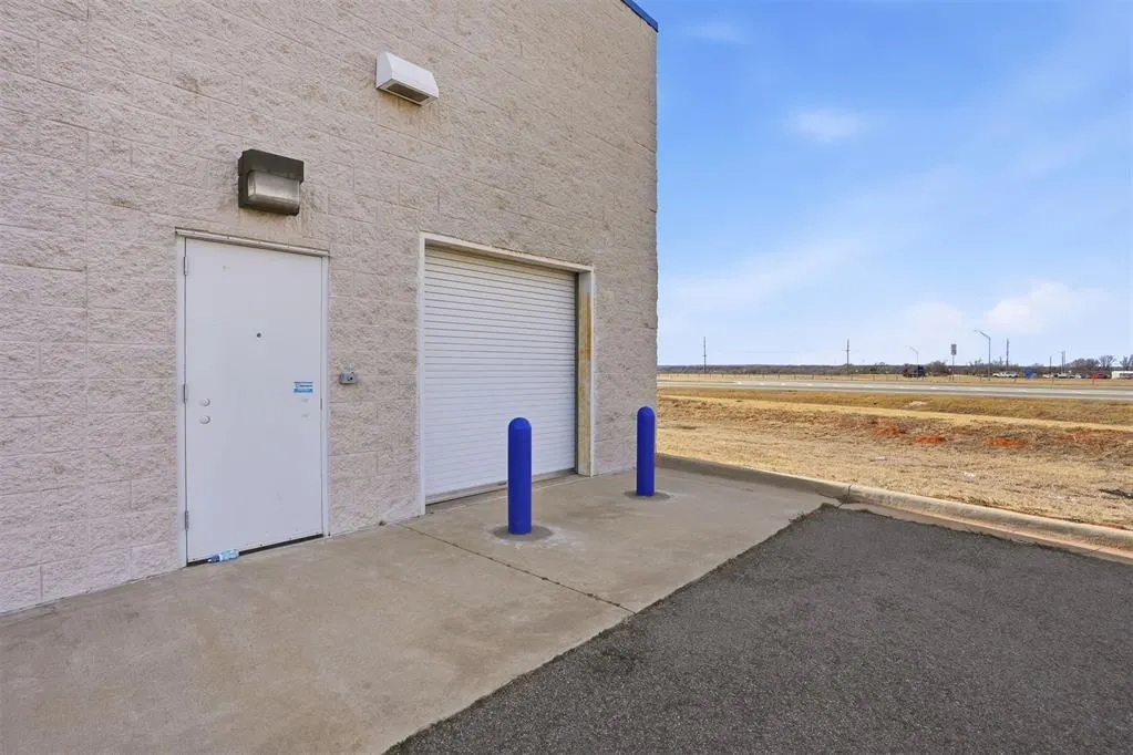 Photo 36 — 401 Regional Drive, Elk City, OK 73644