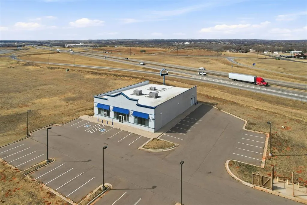 Photo 41 — 401 Regional Drive, Elk City, OK 73644