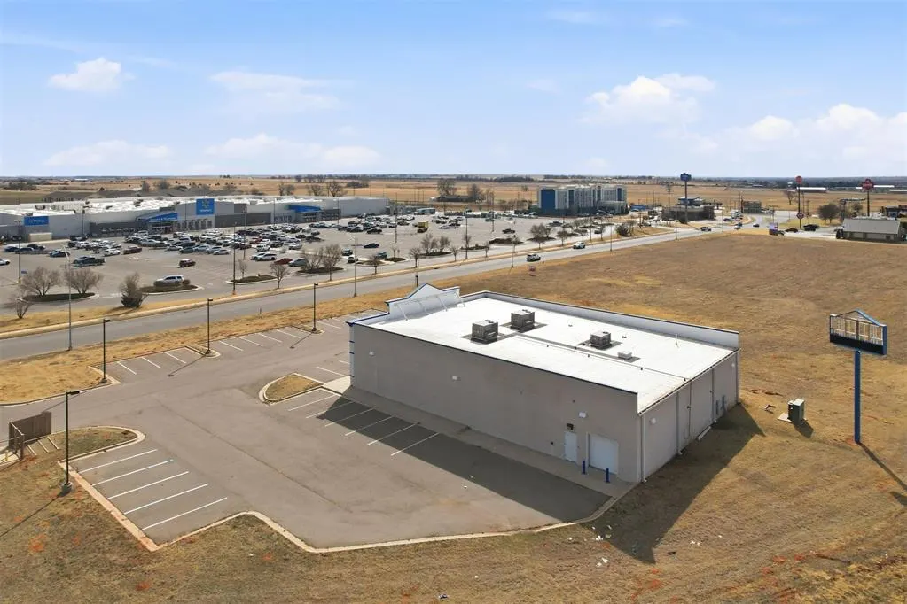 Photo 42 — 401 Regional Drive, Elk City, OK 73644