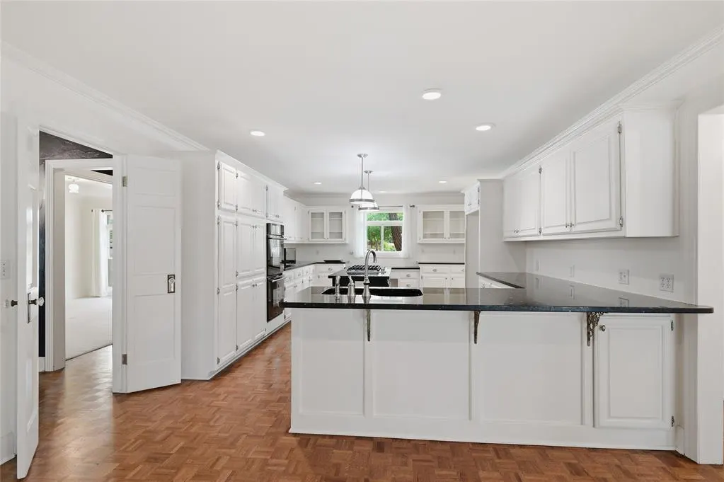 Photo 14 — 12610 Maple Ridge Road, Oklahoma City, OK 73120